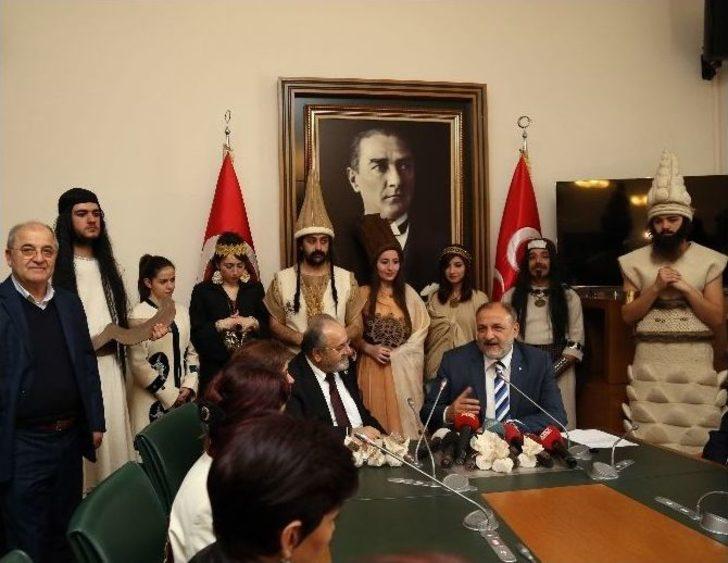 Huttuşa Heyeti Mecliste G5