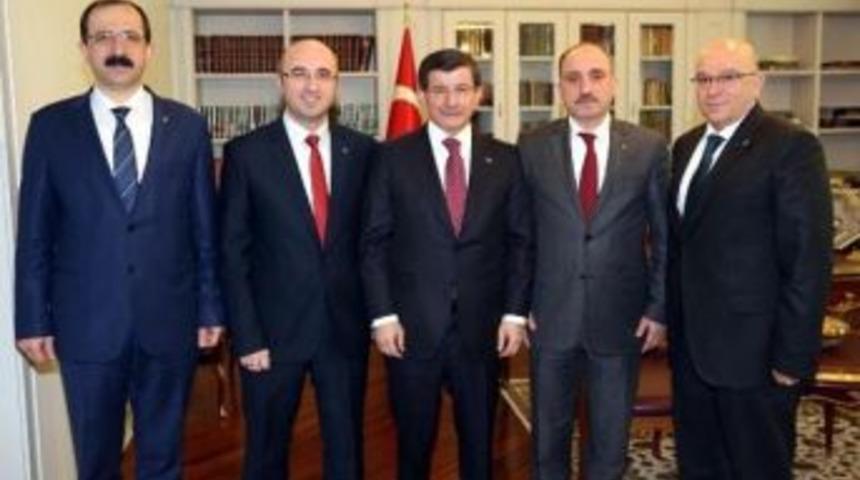 Ak Parti İl Başkanı &Ouml;zden, Stk Temay&uuml;l&uuml;n&uuml; Değerlendirdi