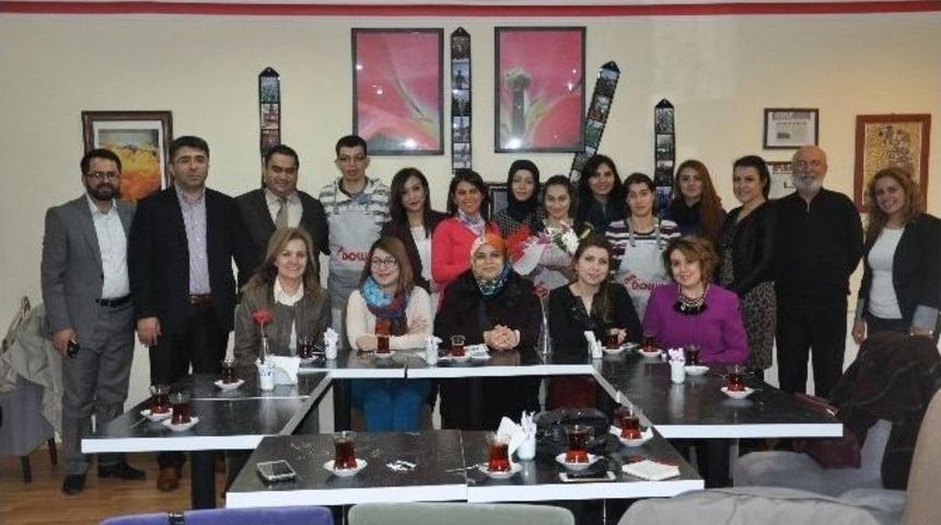 Aksaray Barosu Avukatları Down Cafe&rsquo;yi Ziyaret Etti