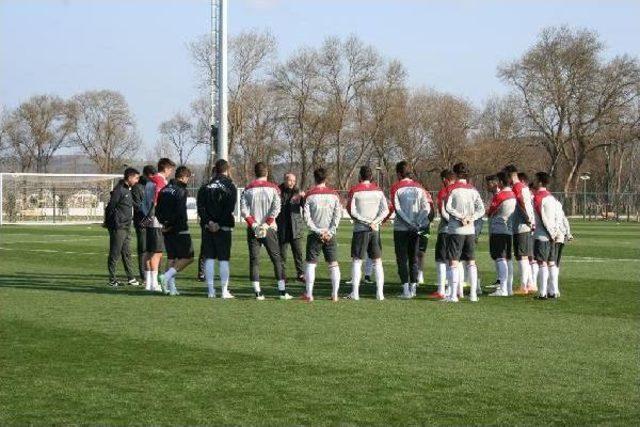 Ümit Milli Futbol Takımı Riva'da Çalışmalarını Sürdürdü