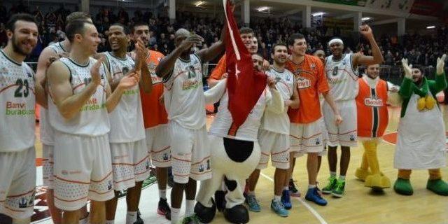 Banvit Yarı Finalde