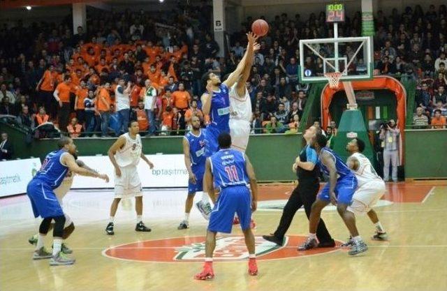 Banvit Yarı Finalde