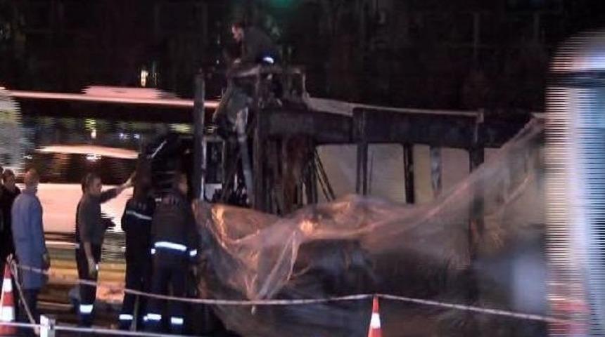 Yanan Metrob&uuml;s&uuml;n &Uuml;zeri Naylonla &Ouml;rt&uuml;ld&uuml;