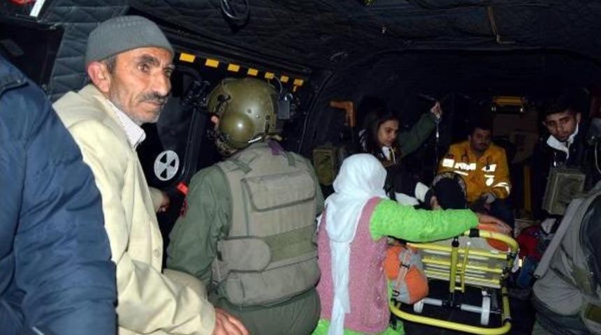 Askeri Helikopterin Taşıdığı Geliniyle Siirt'e Gelen Kayınpeder D&ouml;n&uuml;ş Yolundaki Kazada &Ouml;ld&uuml;