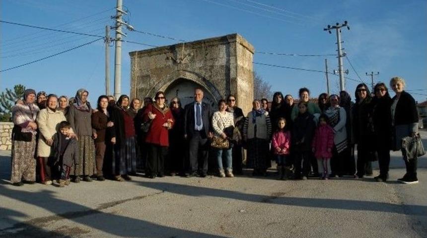 Han&rsquo;da "sanat K&ouml;y&uuml;" Kuruluyor