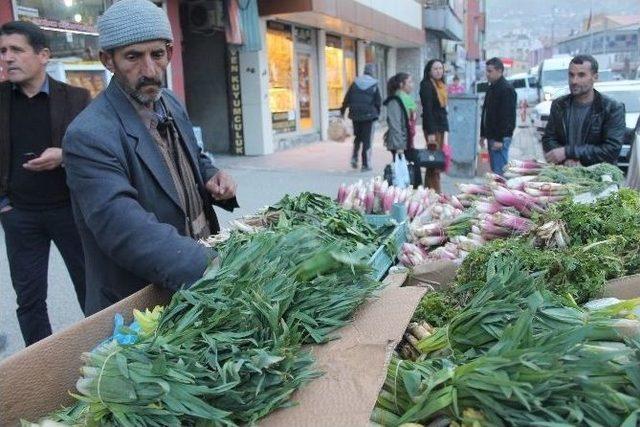 Pancar Tezgahlardaki Yerini Aldı