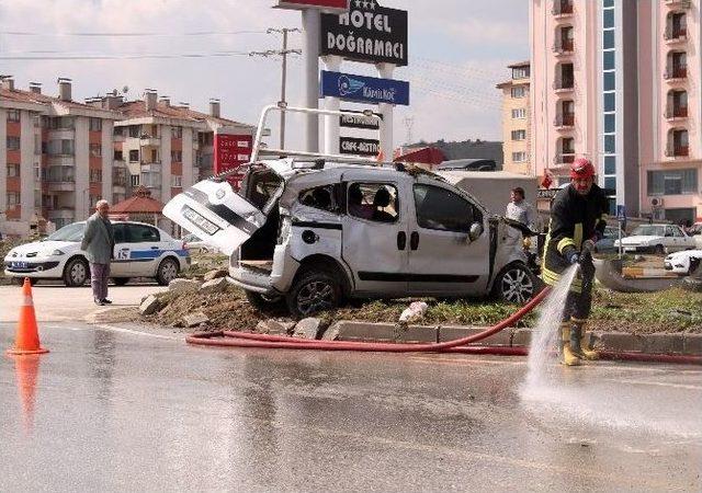 Tosya’da Trafik Kazası: 2 Yaralı