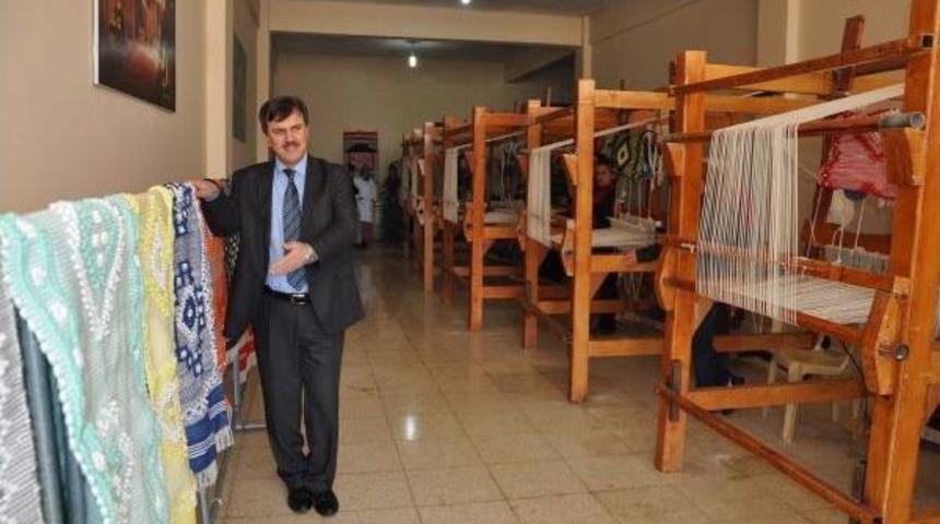 İslahiye'de Genç Kızlar Kilim Dokuyacak