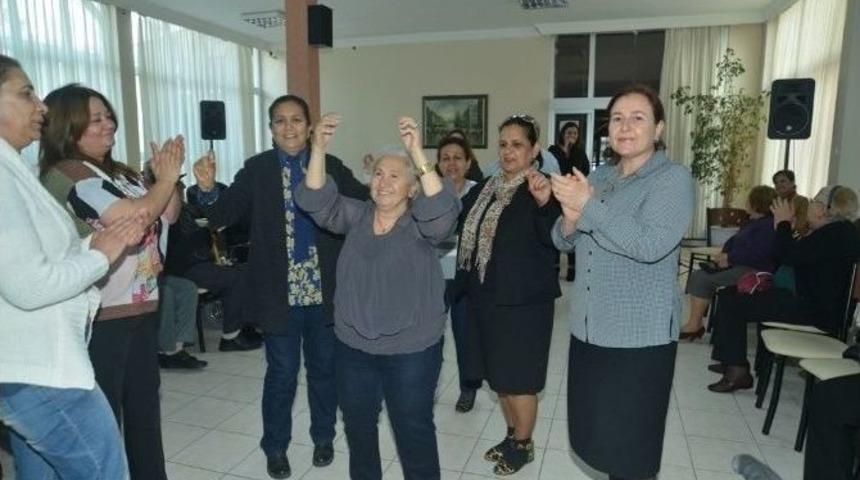 Baş: "büyükler Bizim İçin Yarınların Aynasıdır”