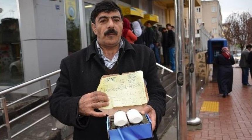 Paketten Telefon Yerine Ara&ccedil; Lastik Kiti &Ccedil;ıkınca Şoke Oldu