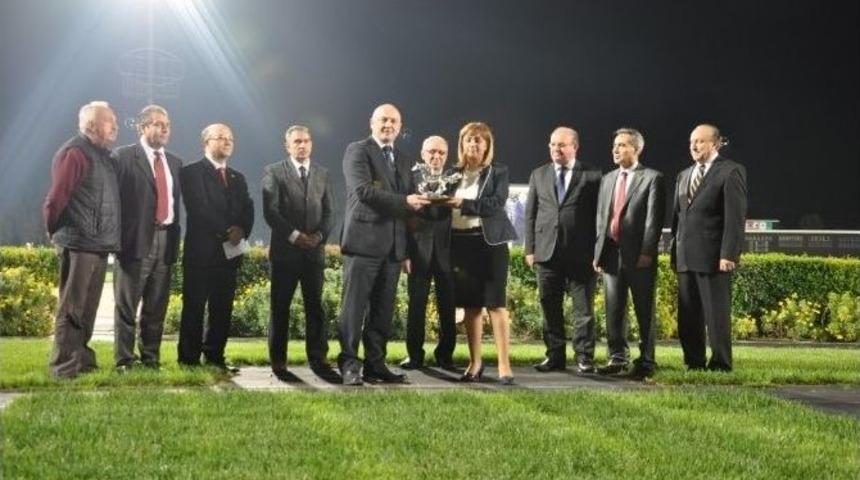 &Ccedil;gc Koşusu&rsquo;nu "coffee Bean" Kazandı