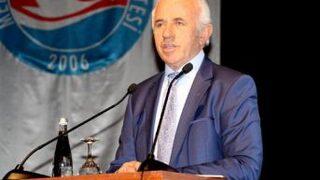 İşadamı Güral'dan Üniversitelilere: İş Aramayın, Kendi Işinizi Kurun