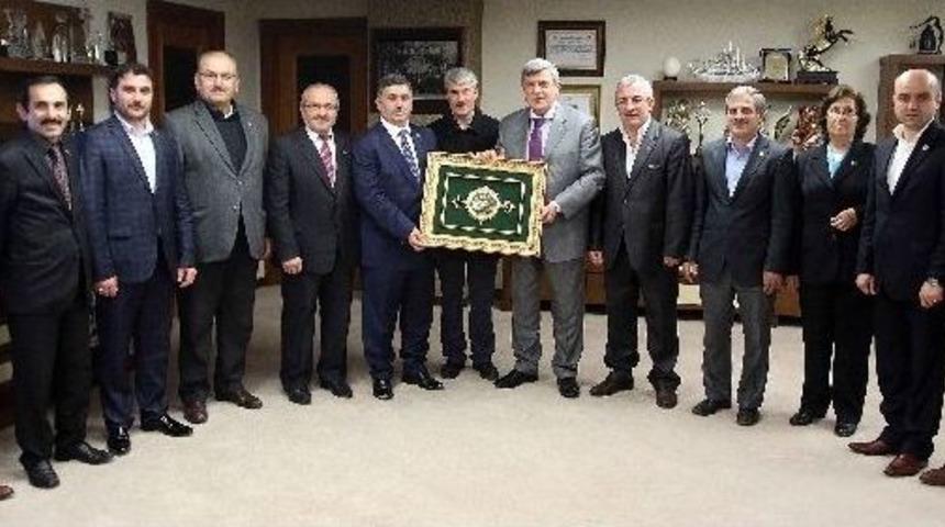 Kocaeli B&uuml;y&uuml;kşehir Belediye Başkanı İbrahim Karaosmanoğlu: