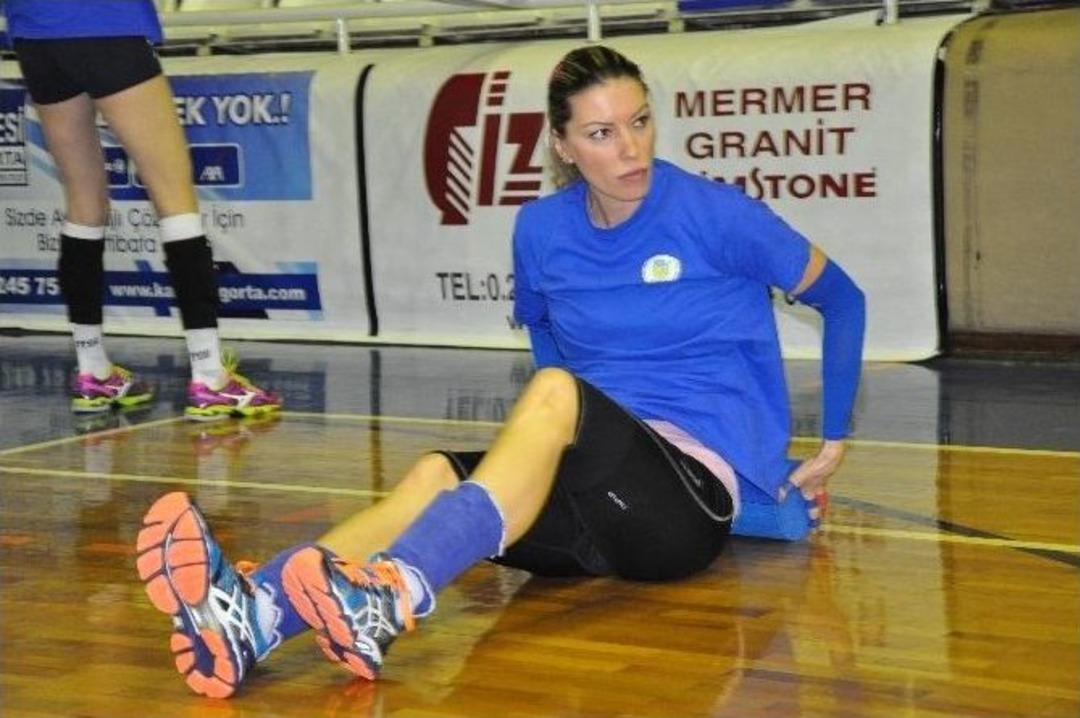 Balıkesir&rsquo;de Filenin Sultanları Plaf Off&rsquo;ta