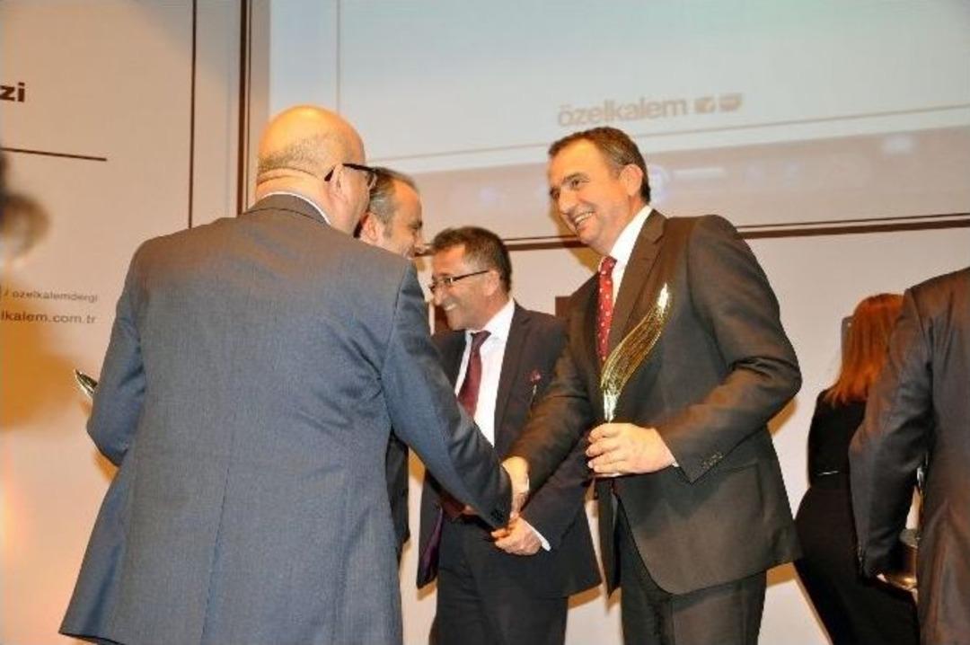 &ldquo;zeytin &Ccedil;ekirdekleri&rdquo; Ayvalık Belediyesine &Ouml;d&uuml;l Getirdi