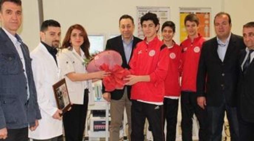 Spor Hekimliği Sporcu Sağlık Merkezi&rsquo;ne Ziyaret