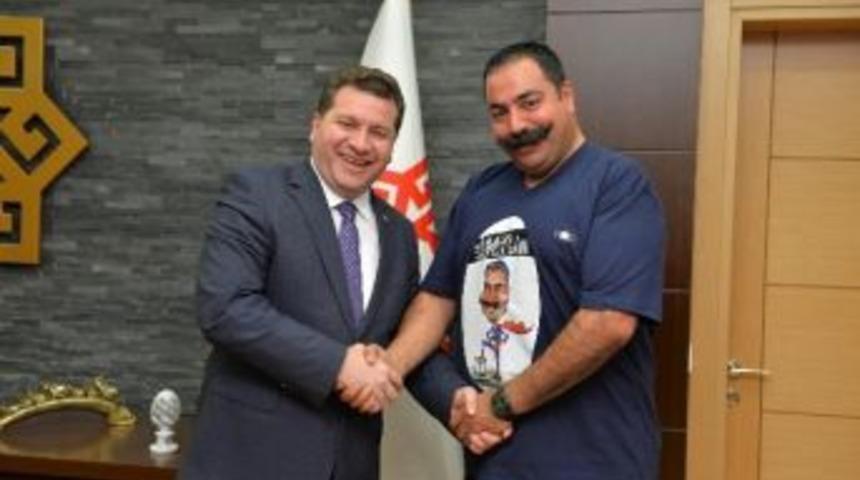 Karesi&rsquo;ye &rsquo;sibercan&rsquo; Geliyor