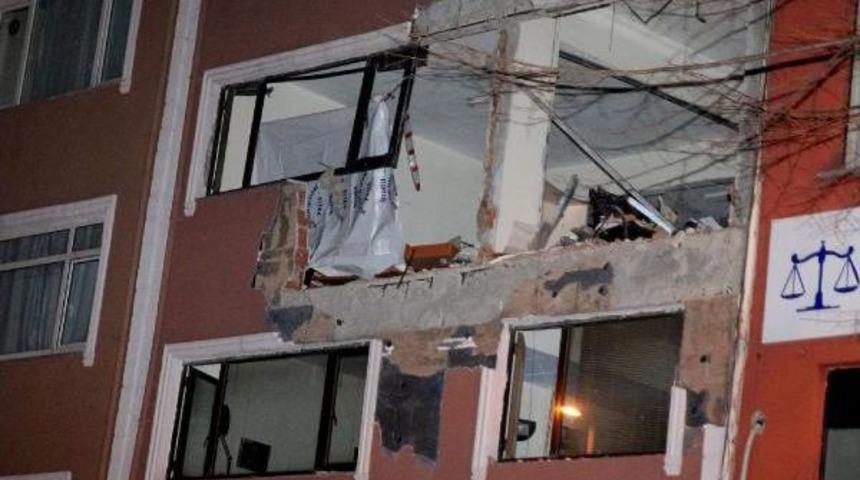 Dergideki Incelemeler Gece Yarısı Sona Erdi