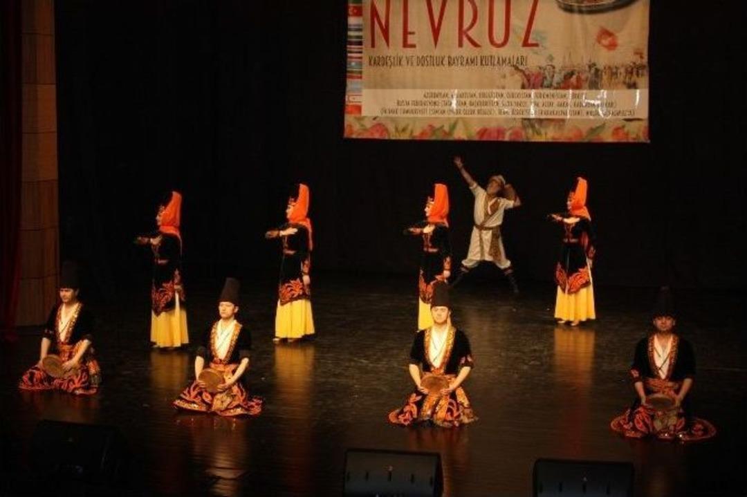 T&uuml;rk D&uuml;nyası Nevruzu Samsun&rsquo;da Kutladı