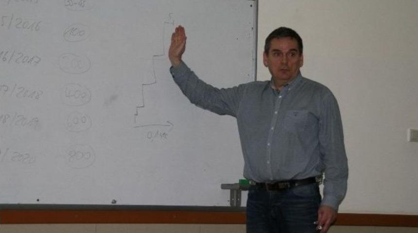 Grabowski Y&uuml;zme Antren&ouml;rleriyle Buluştu