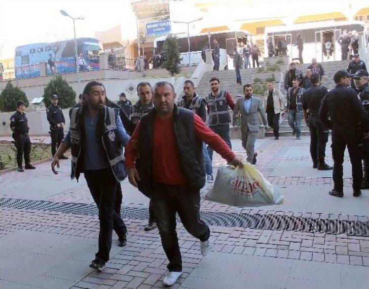 Mersin’deki Yolsuzluk Operasyonu Zanlıları Adliyede G1