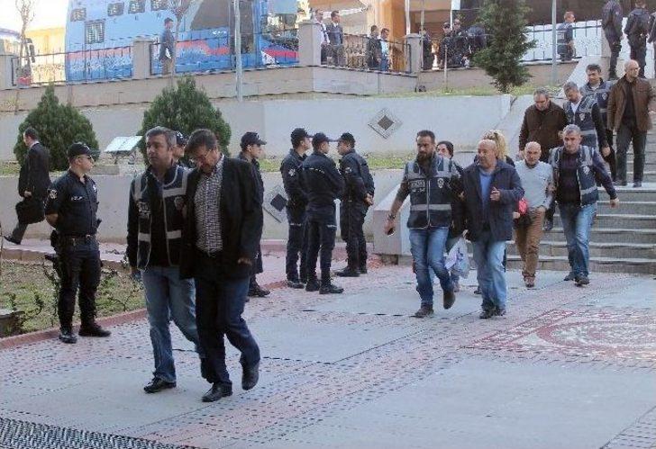 Mersin’deki Yolsuzluk Operasyonu Zanlıları Adliyede G4