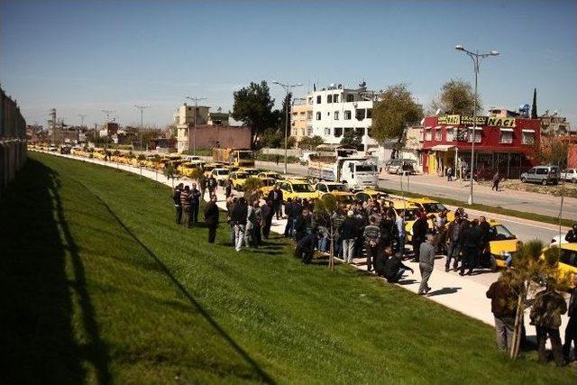 Adana’da Taksicilerden Eylem