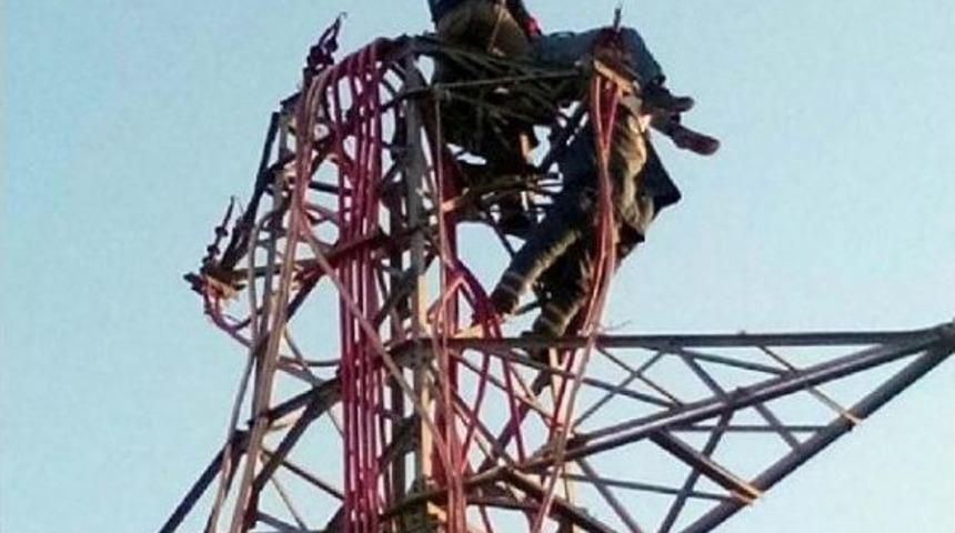 Elektrik Akımına Kapılan Iş&ccedil;iyi Itfaiye Ekipleri Kurtardı