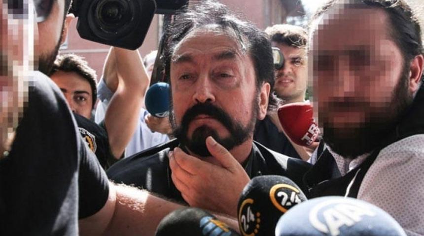 Adnan Oktar'a bir kötü haber daha! Suçüstü yakalandı