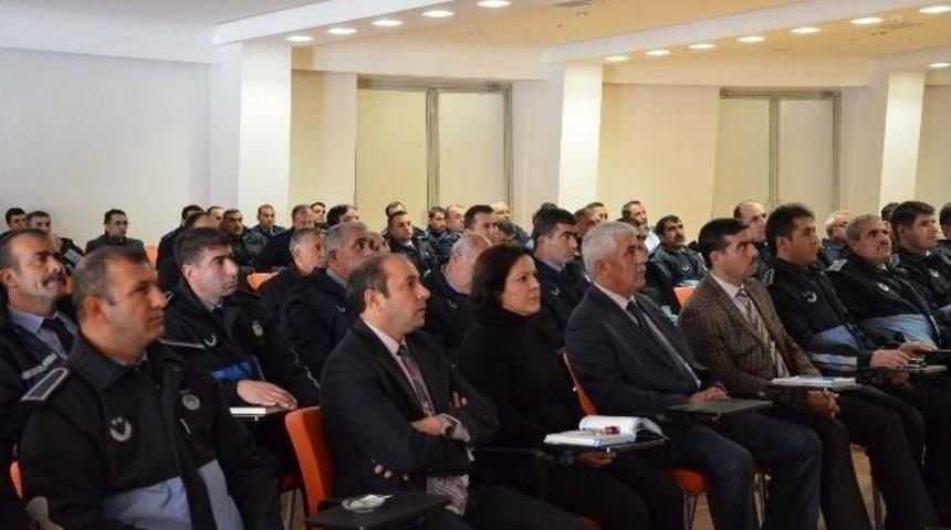 Zabıta Personeline Y&ouml;nelik Hizmet İ&ccedil;i Eğitim Semineri