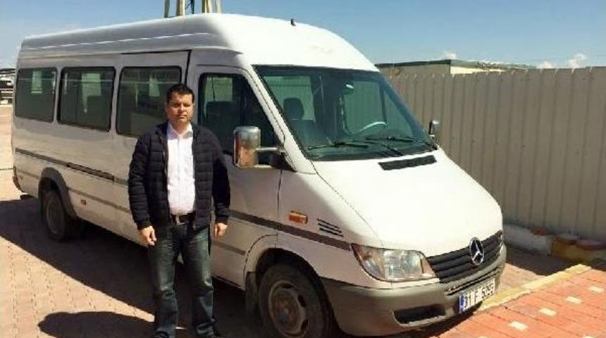 &Ouml;zgecan'ın &Ouml;ld&uuml;r&uuml;ld&uuml;ğ&uuml; Minib&uuml;s Gezici K&uuml;t&uuml;phane Olacak