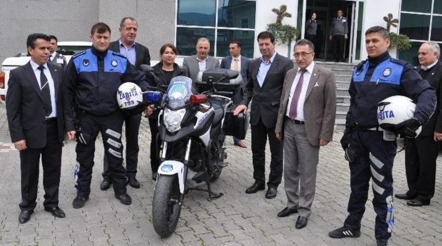 Edremit Belediyesi Motosikletli Zabıtalarla Daha Hızlı
