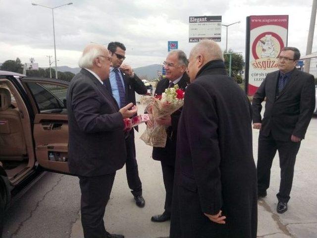 Bakan Nabi Avcı İzmir’de Temaslarını Sürdürüyor