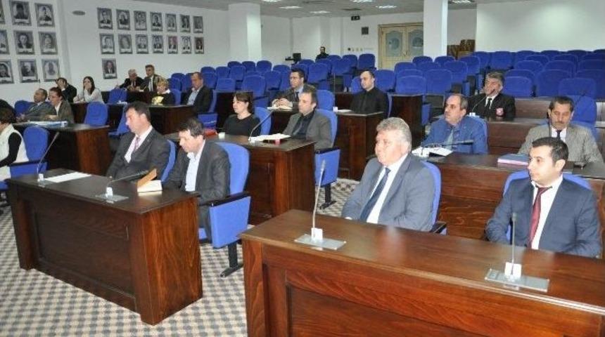 Başkan Kamil Saka Daire M&uuml;d&uuml;rleri İle Bir Araya Geldi