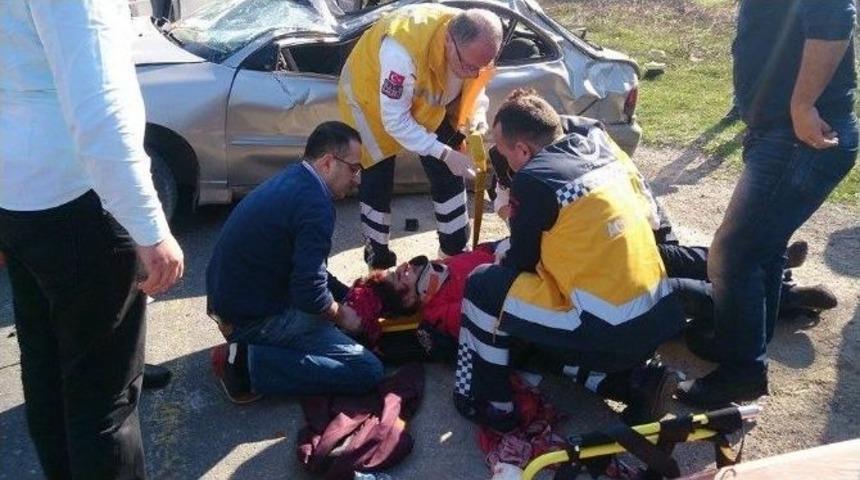 Otomobil Takla Attı: 1 &Ouml;l&uuml;, 3 Yaralı