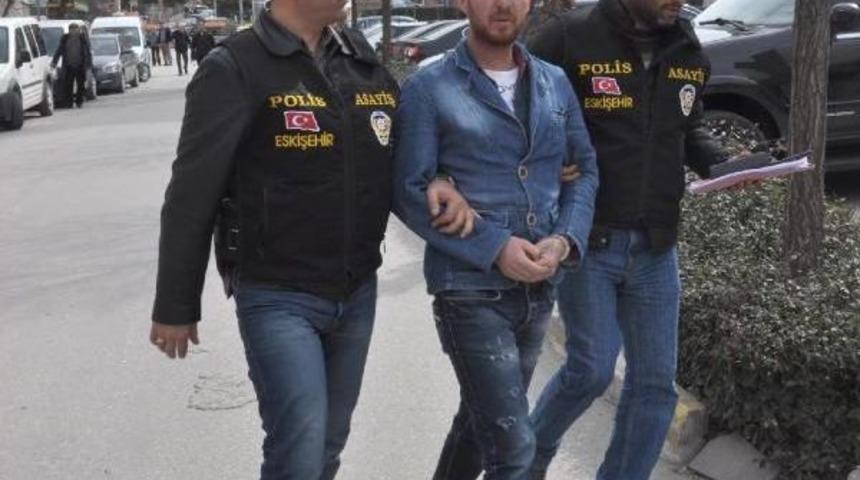 G&uuml;venlik Kamerasından Belirlenen Kapka&ccedil;&ccedil;ı Yakalandı