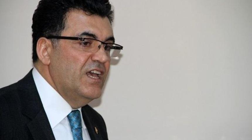 &Uuml;nl&uuml; T&uuml;rk&uuml;c&uuml; Chp&rsquo;den Milletvekili Aday Adaylığını A&ccedil;ıkladı