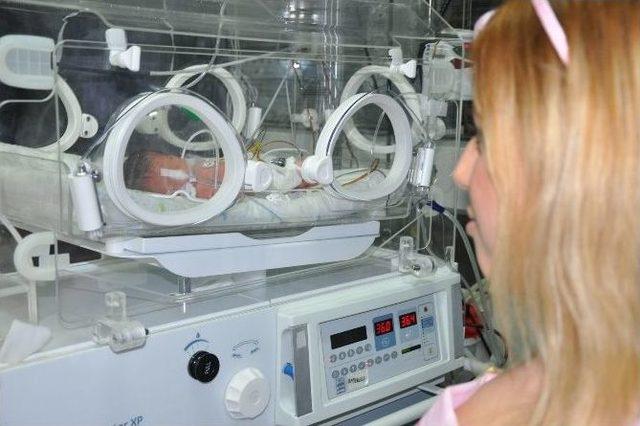 Nevin Anne’ye İlk Ziyaret Aktaş’tan