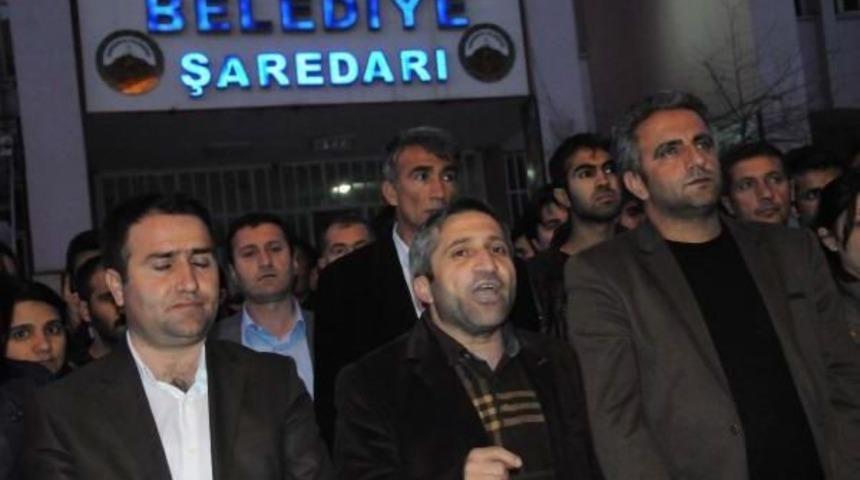 Hakkari'de Aranan Dbp'li G&ouml;zaltına Alınınca Gerginlik &Ccedil;ıktı