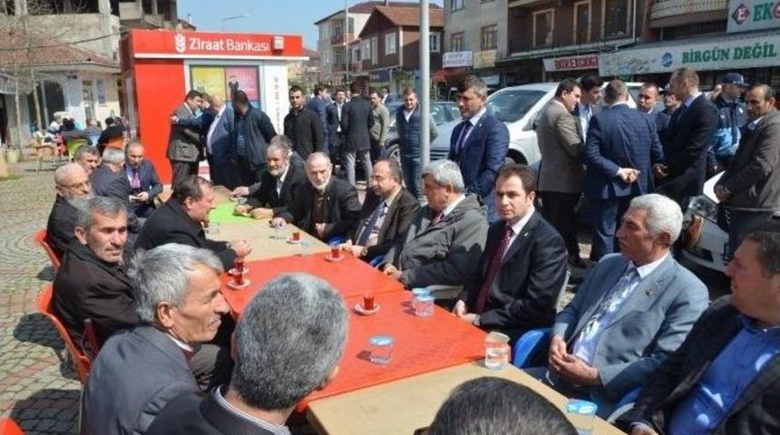 Karaosmanoğlu Ve Üzülmez Kartepe Sokaklarında