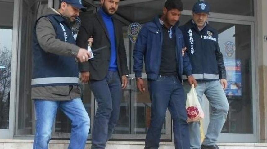 Sahte Polisler Kayseri Polisinden Ka&ccedil;amadı
