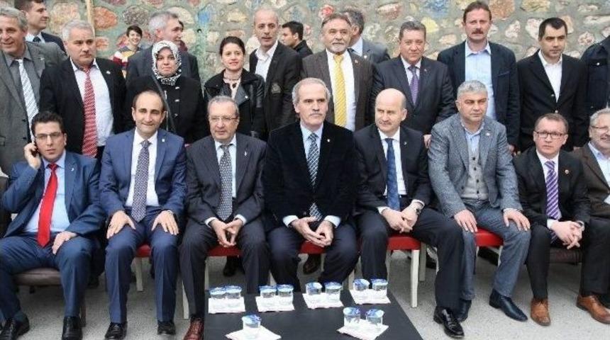 Bursaspor Formaları B&uuml;y&uuml;kşehir&rsquo;den