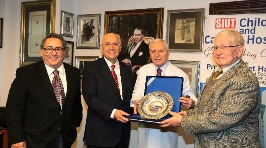 Başkan Yaşar, Mehmet Haberal&rsquo;ı Ziyaret Etti