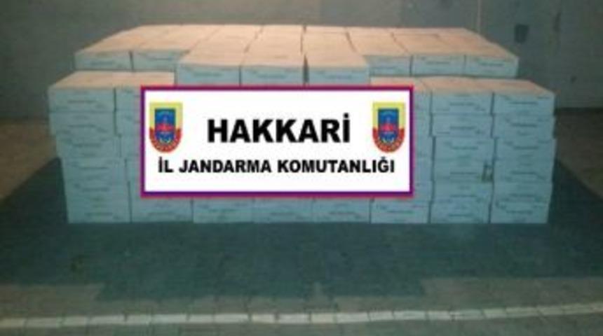 Hakkari&rsquo;de 5 Ton Badem İ&ccedil;i Ele Ge&ccedil;irildi