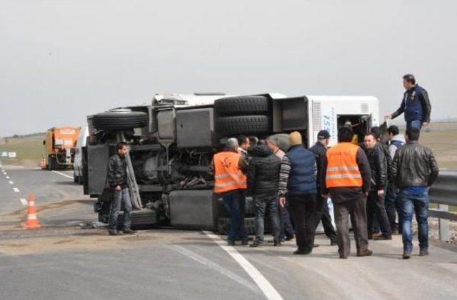 Cumhurbaşkanı Erdoğan Için Karabük'e Giden Toma Kaza Yaptı (2) - Yeniden