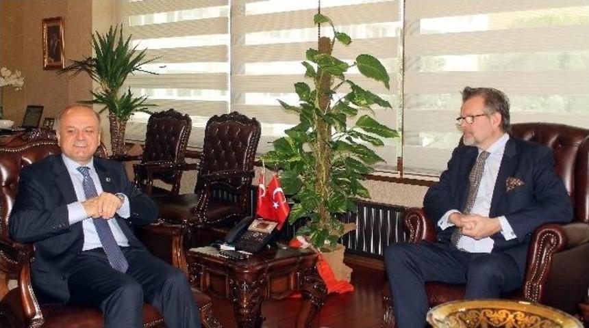 İsve&ccedil; Başkonsolosundan Suriyeli Misafirler A&ccedil;ıklaması