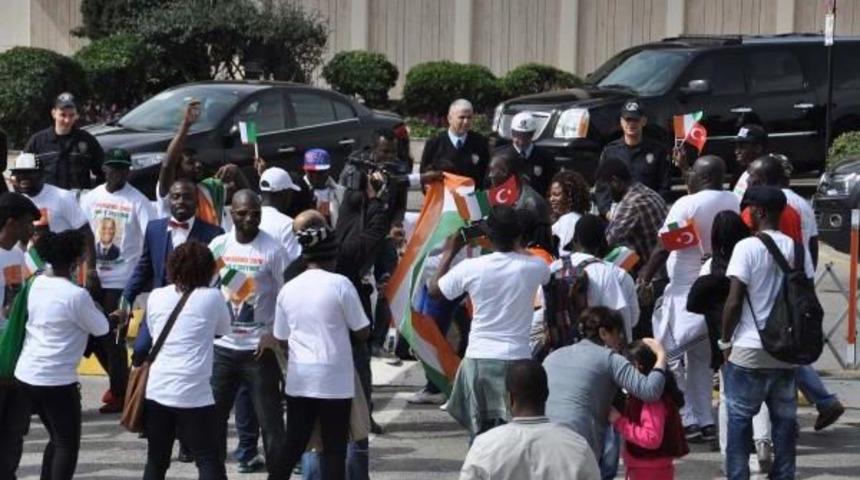 Fildişi Sahili Cumhurbaşkanı'na &Ouml;zel Karşılama