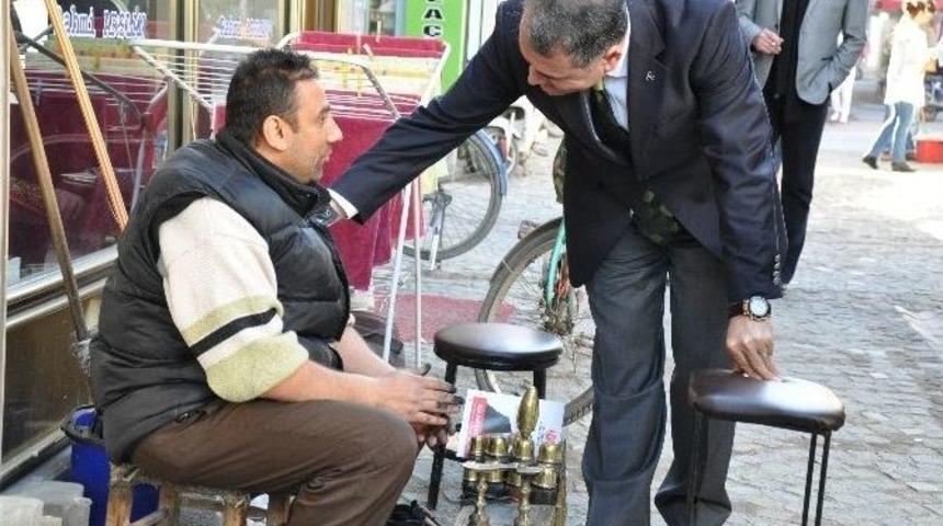 Karanfil&rsquo;in Esnaf Ziyareti