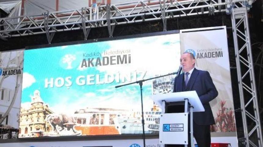 Kadık&ouml;y Akademi A&ccedil;ıldı
