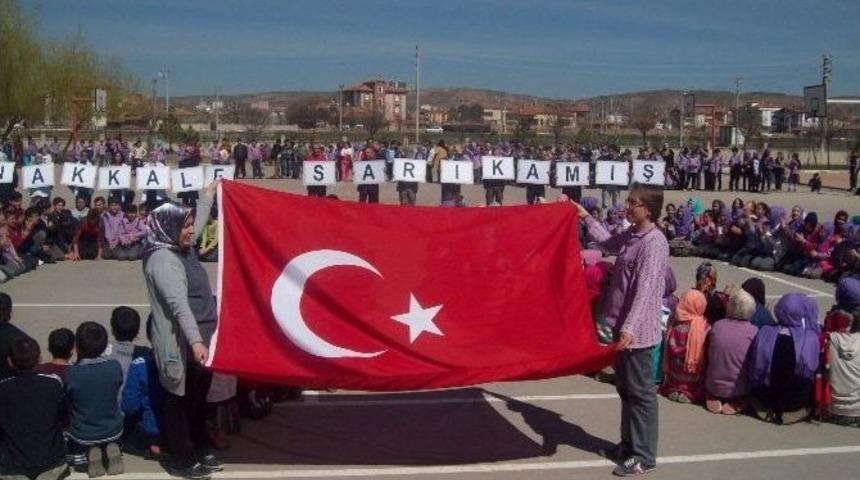 Okul Bahçesinde Anlamlı Kareografi